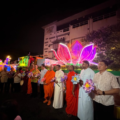 The Cheras celebration was graced by His Excellency Dharshana M. Perera, High Comissioner of Sri Lanka to Malaysia; Mr. Leong Kok Wah, Representative of YB Wong Chen, MP for Subang; Datuk Liu Thim Soon, Advisor of Ti-Ratana Buddhist Society; Datuk Seri Dr KK Chai, representing Ti-Ratana Welfare Society; Dato' Chong Kim Kay, Chairman of Polar Ice Cream; Dr Desmund Chun Yew Leong and Mr. Jack Tai. 