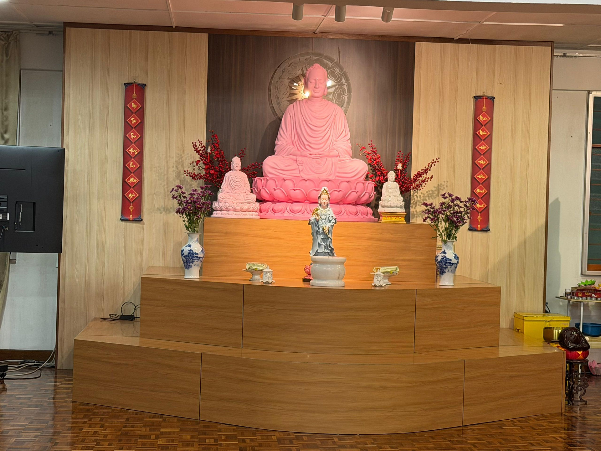 Ti-Ratana Heights Vietnamese Altar, Dec 2025. Photo by Rain Lee Lin Jun.